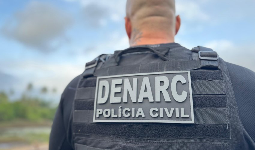 Empresário do ramo de bares é preso na Avenida Paralela por envolvimento com tráfico de drogas